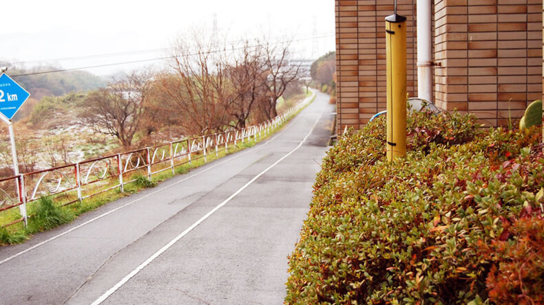 山口秋吉自転車道に隣接し、駐輪場も完備しています。